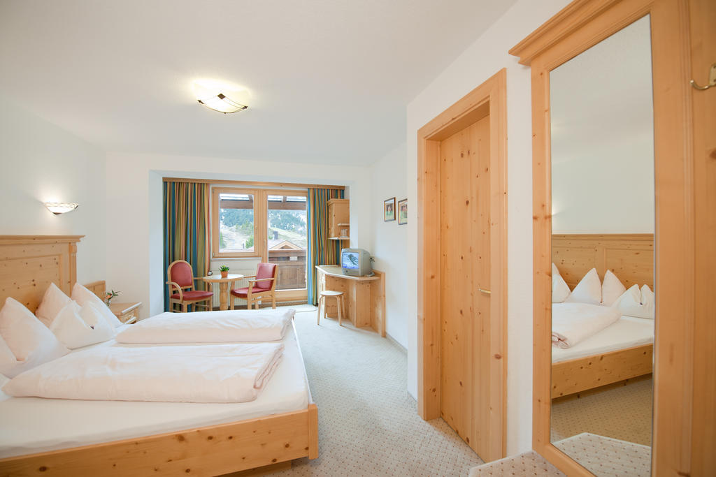 Hotel S`Hoamatl - check-in nur für Geimpfte oder Genesene Obergurgl Habitación foto